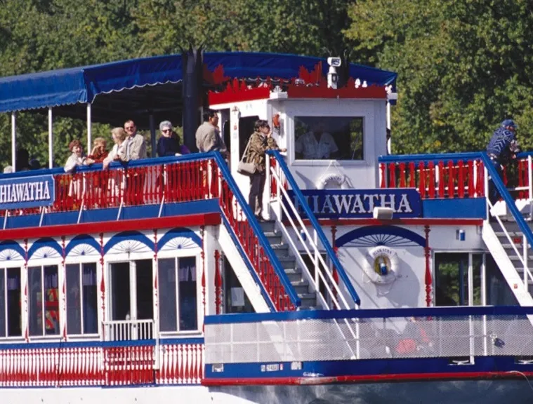 Hiawatha2002 square